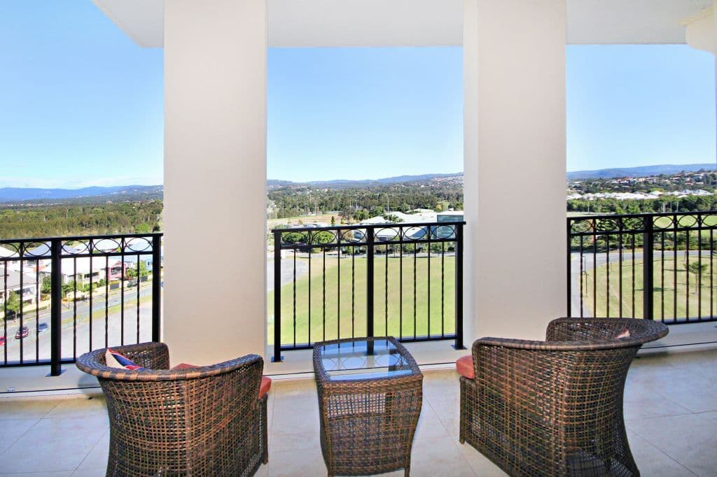 3029 The Boulevard, Emerald Lakes, CARRARA QLD 4211, Carrara - Thumbnail 3