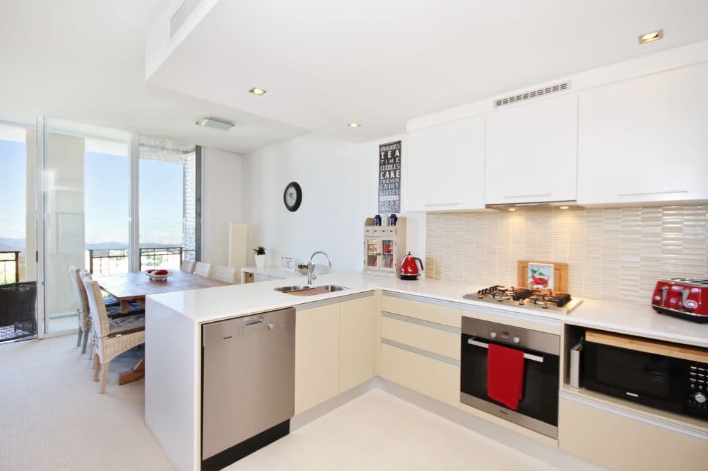 3029 The Boulevard, Emerald Lakes, CARRARA QLD 4211, Carrara - Thumbnail 4