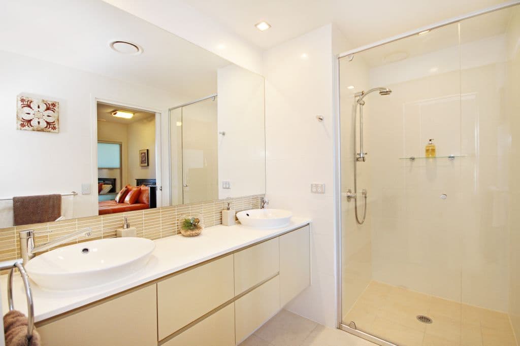 3029 The Boulevard, Emerald Lakes, CARRARA QLD 4211, Carrara - Thumbnail 8