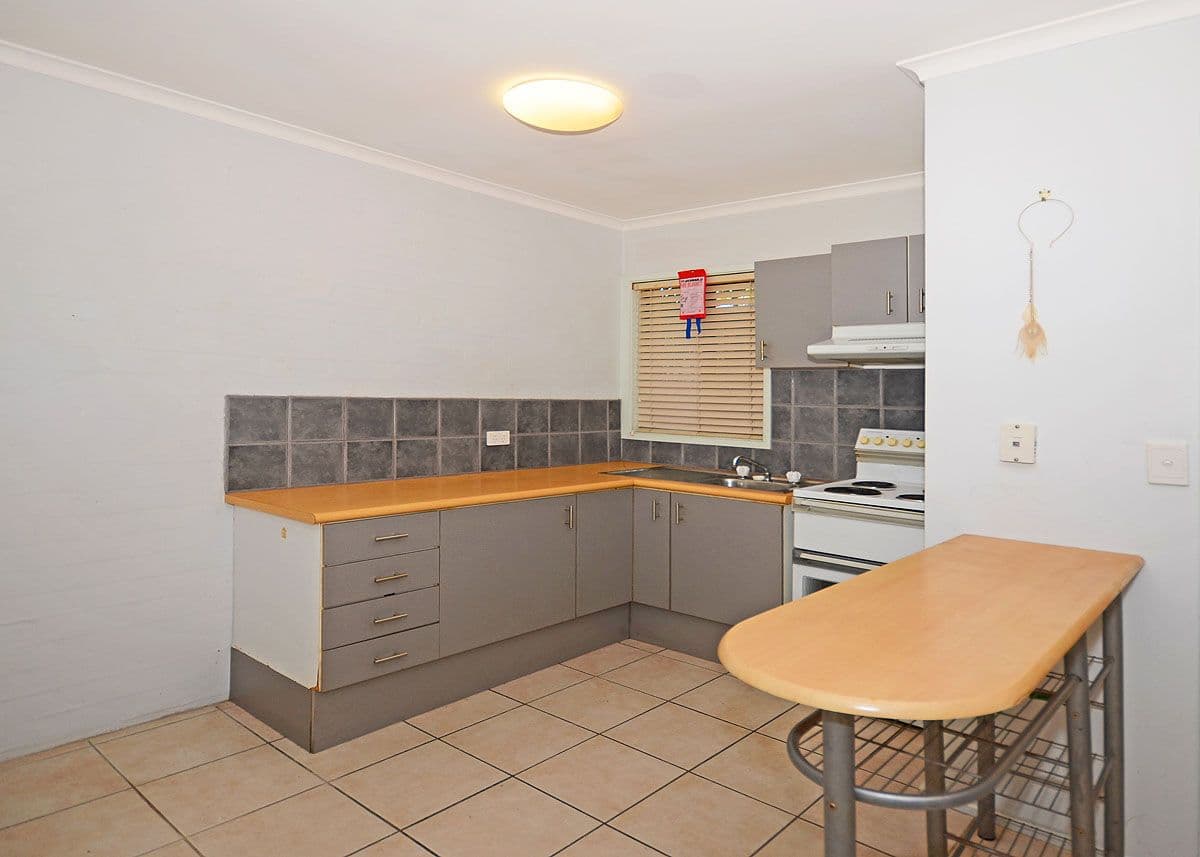 10 Denmans Camp Road, Torquay QLD 4655, Torquay - Thumbnail 8