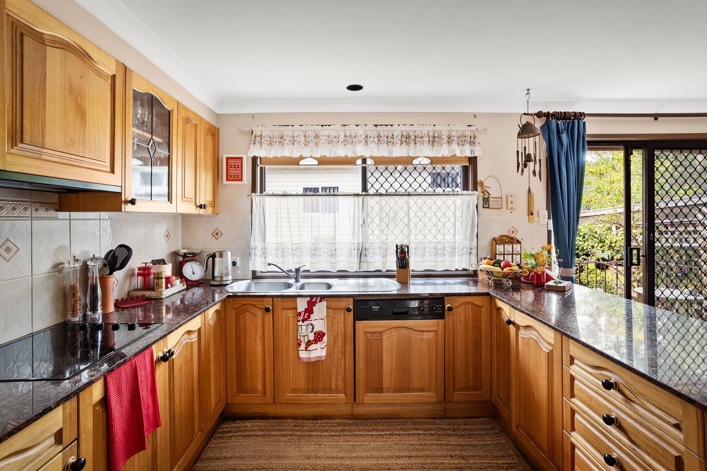 8 Templeton Crescent, Baulkham Hills NSW 2153, Baulkham Hills - Thumbnail 5
