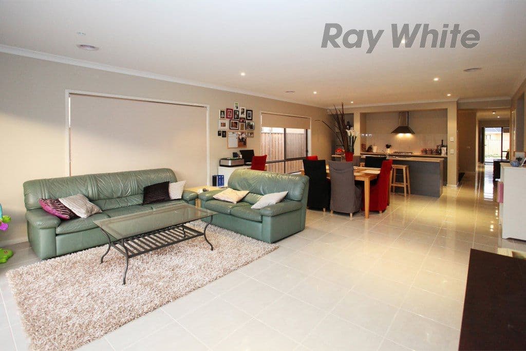 10 Maritime Circuit, POINT COOK VIC 3030, Point Cook - Thumbnail 8