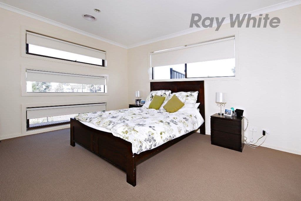 1 Marshall Terrace, Point Cook VIC 3030, Point Cook - Thumbnail 2