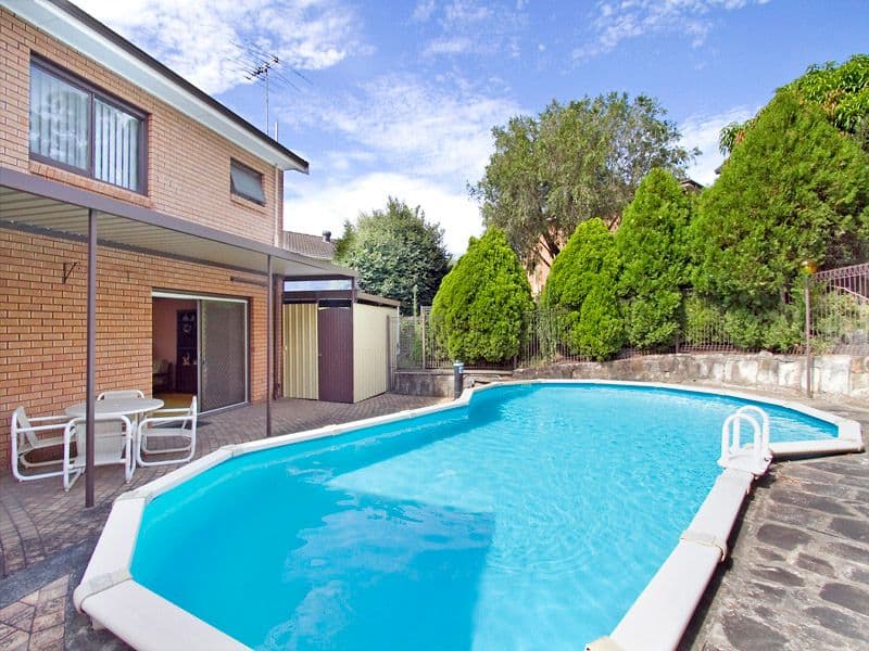 1 Ingrid Road, KAREELA NSW 2232, Kareela - Thumbnail 2