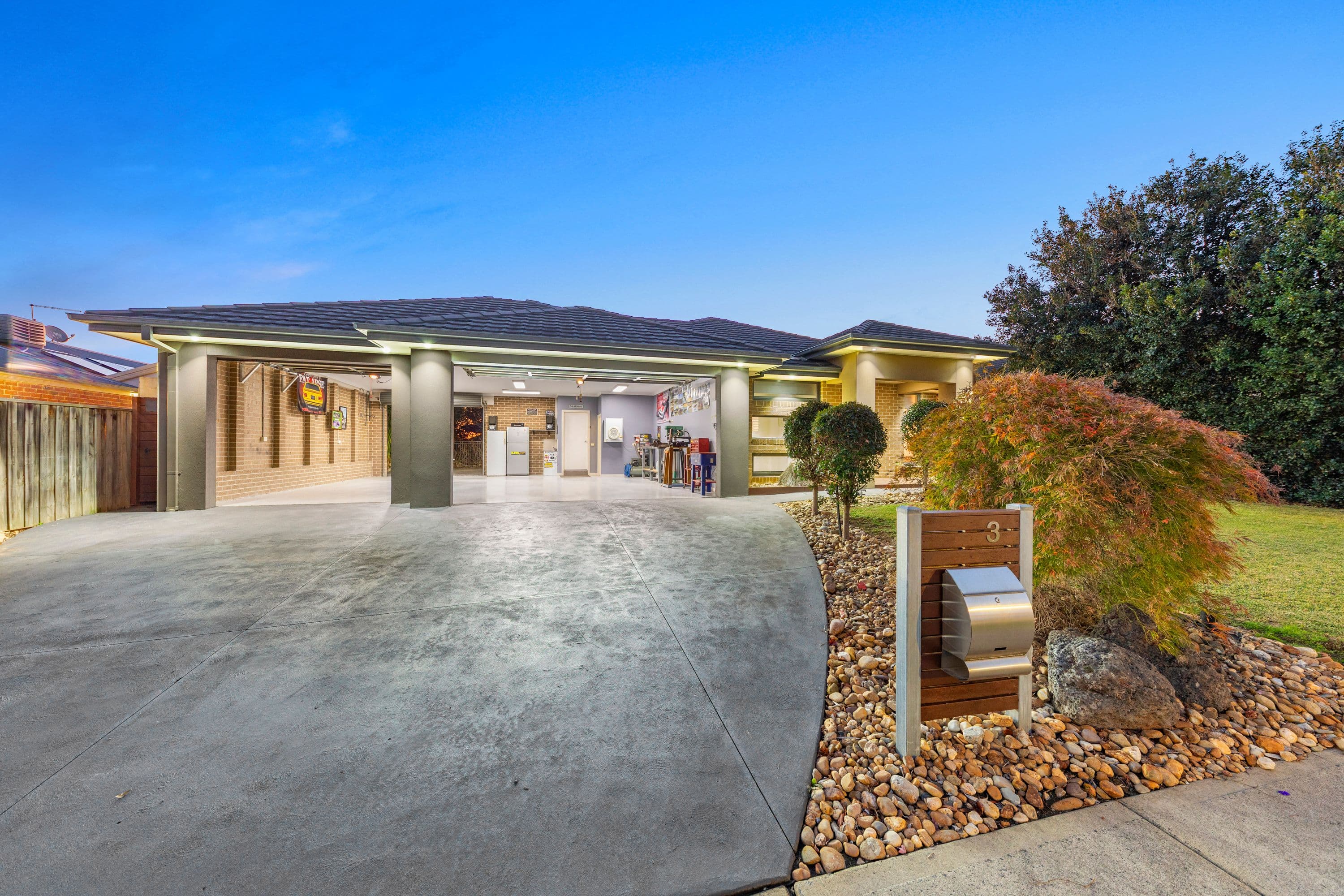 3 Ramsay Close, Pakenham VIC 3810, Pakenham - Thumbnail 3