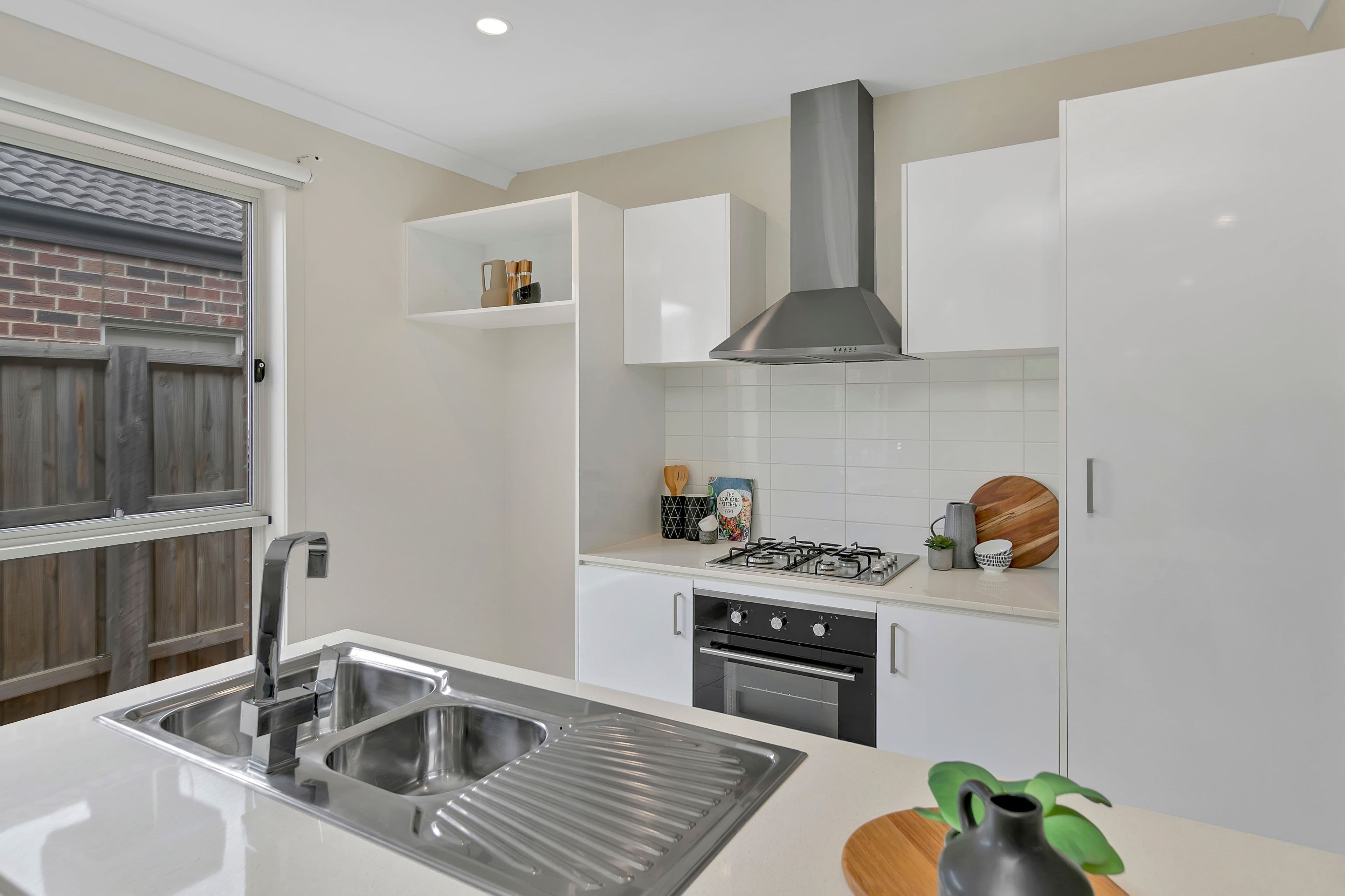 16 Hanley Street, Mernda VIC 3754, Mernda - Thumbnail 3