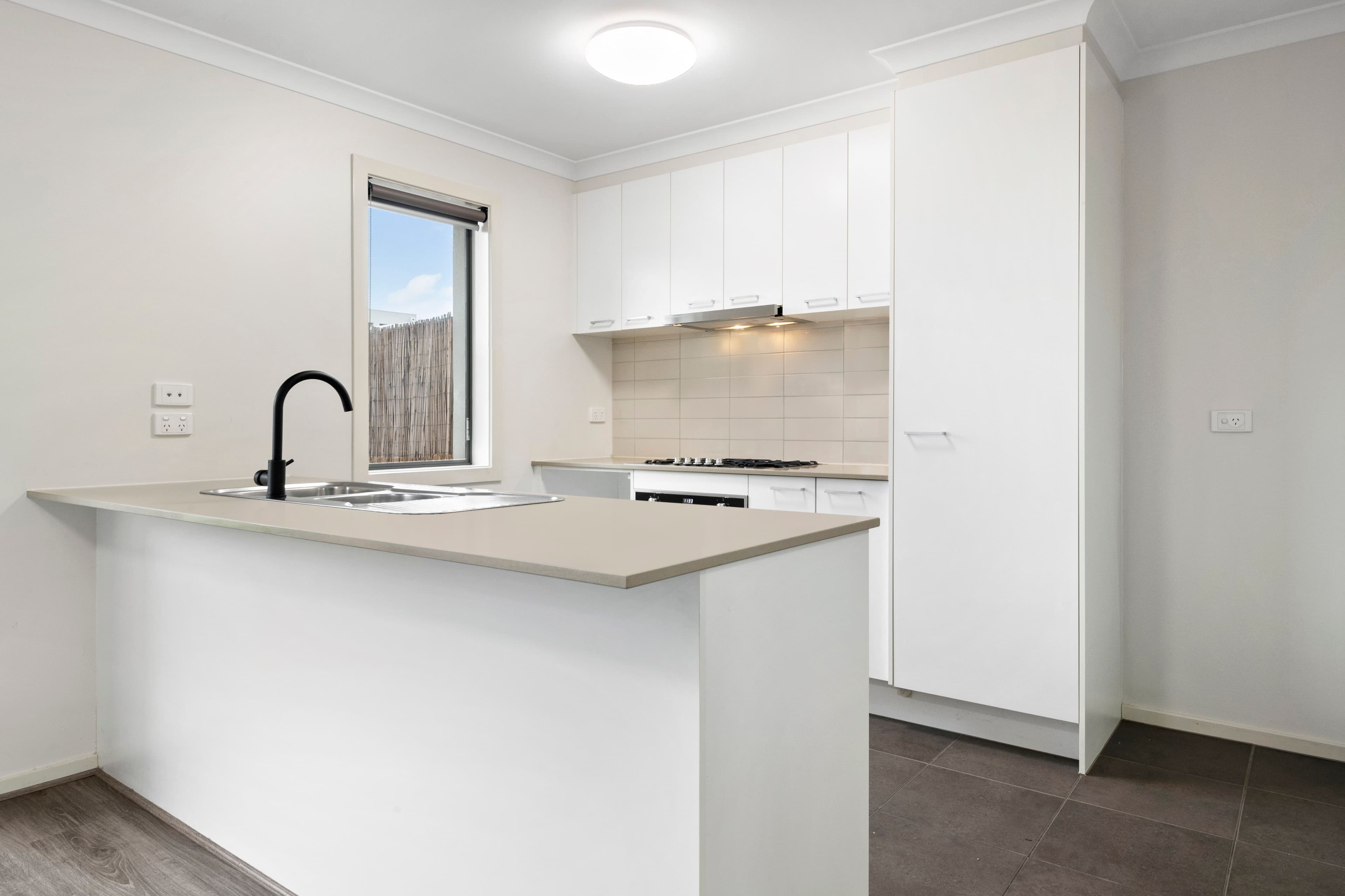 55 Painted Hills Road, Doreen VIC 3754, Doreen - Thumbnail 2