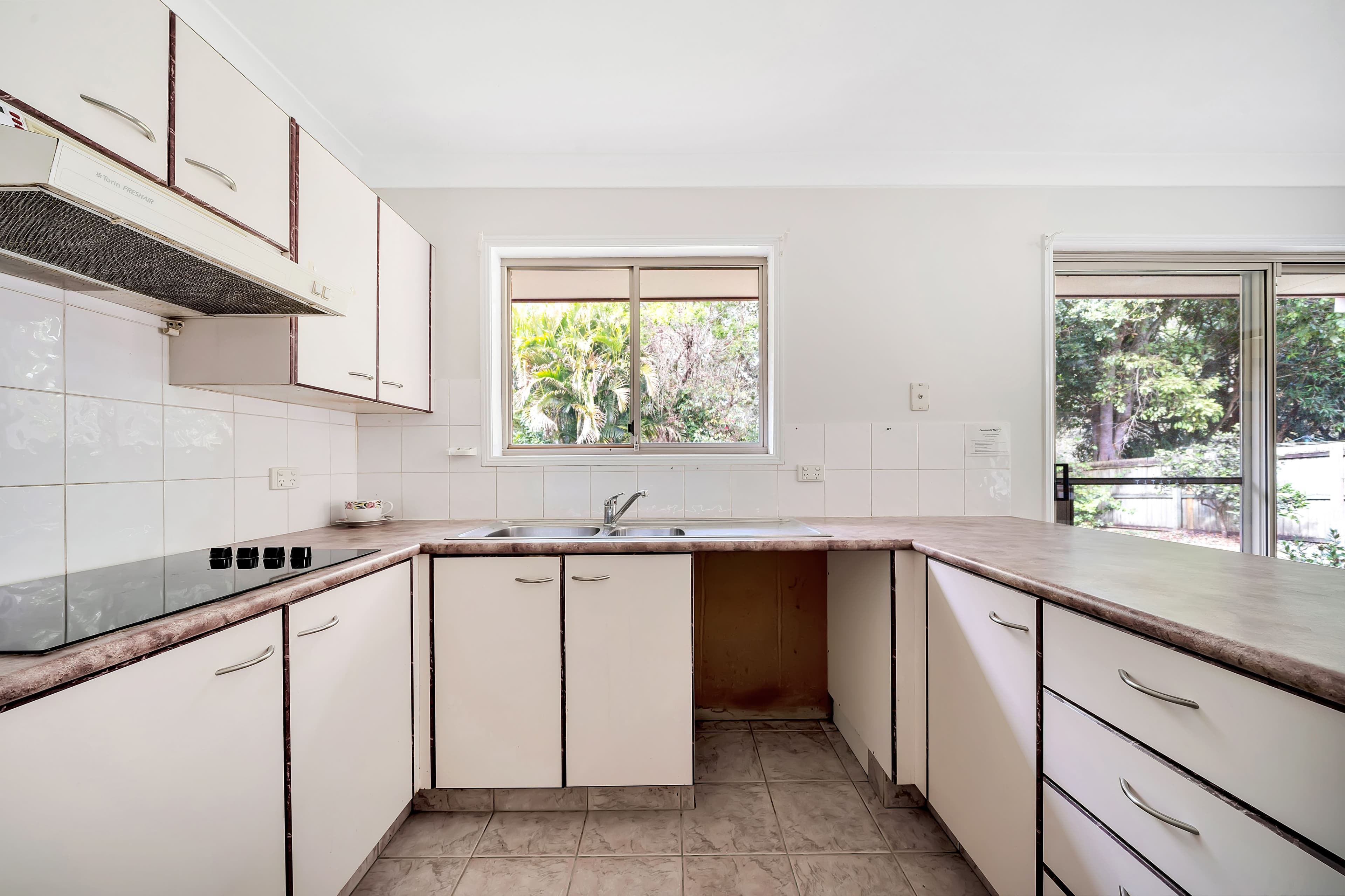 38 Hampden Crescent, Heritage Park QLD 4118, Heritage Park - Thumbnail 6