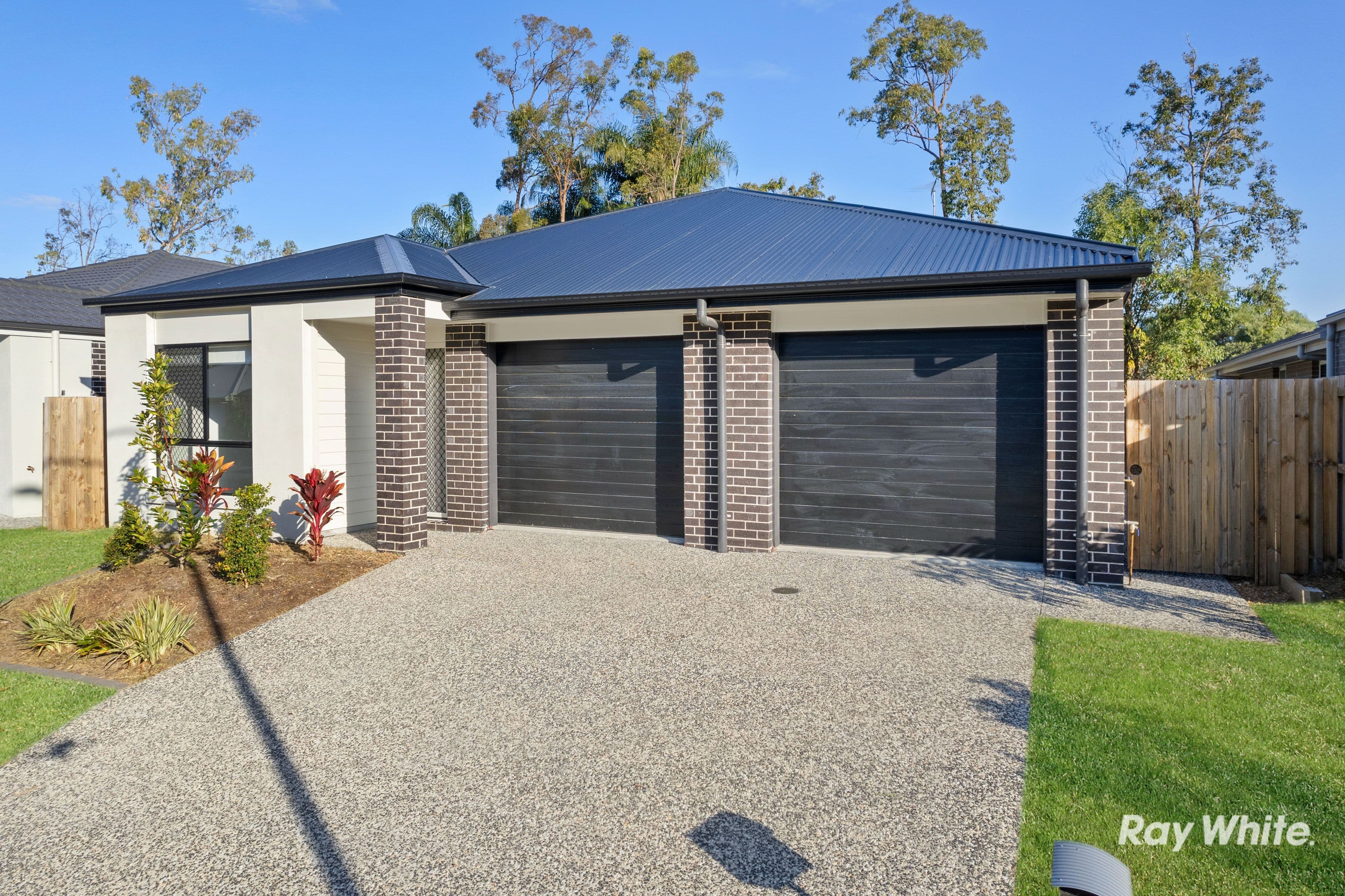 31 Creek Place, Park Ridge QLD 4125, Park Ridge - Thumbnail 2