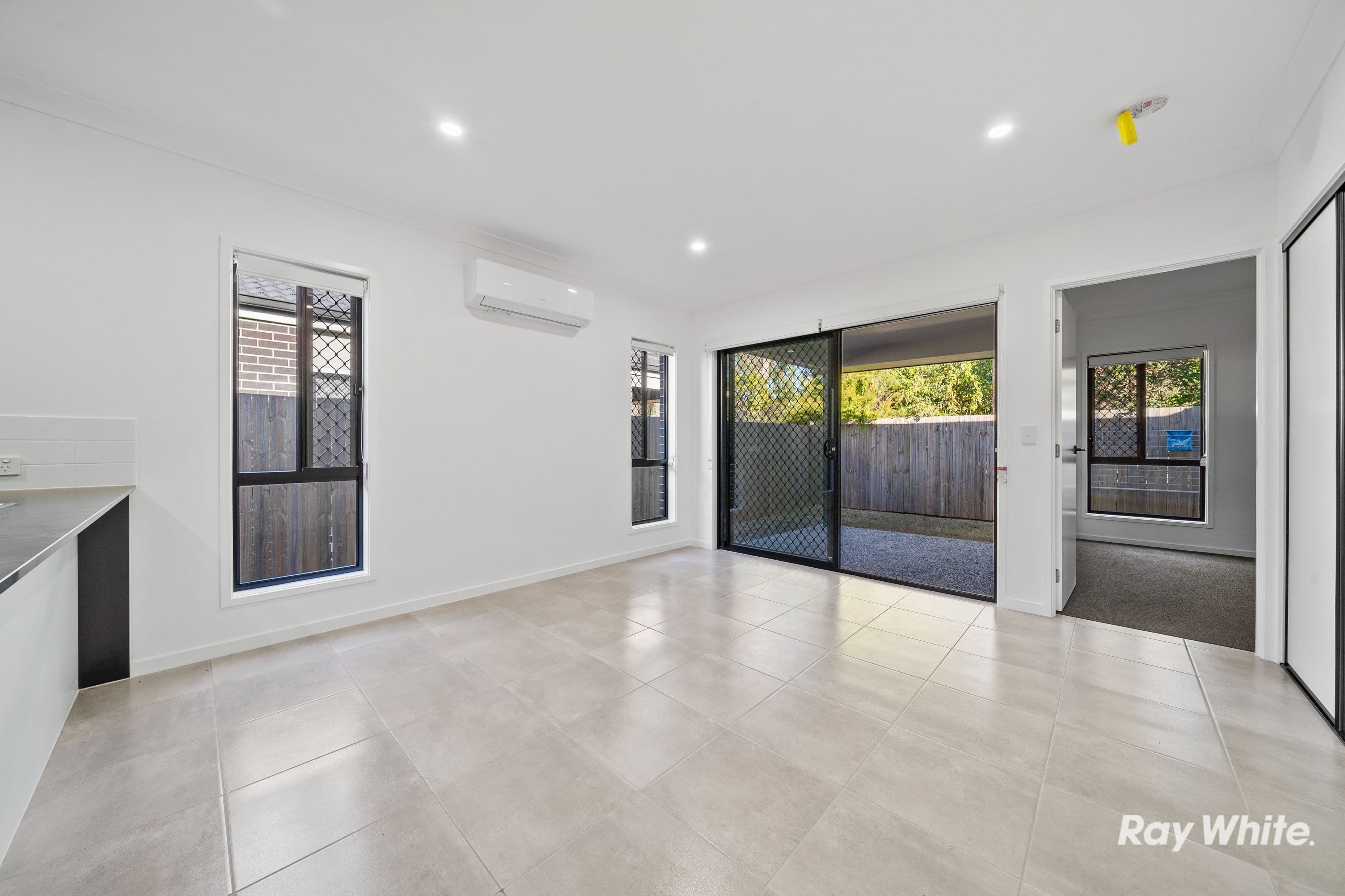 31 Creek Place, Park Ridge QLD 4125, Park Ridge - Thumbnail 7