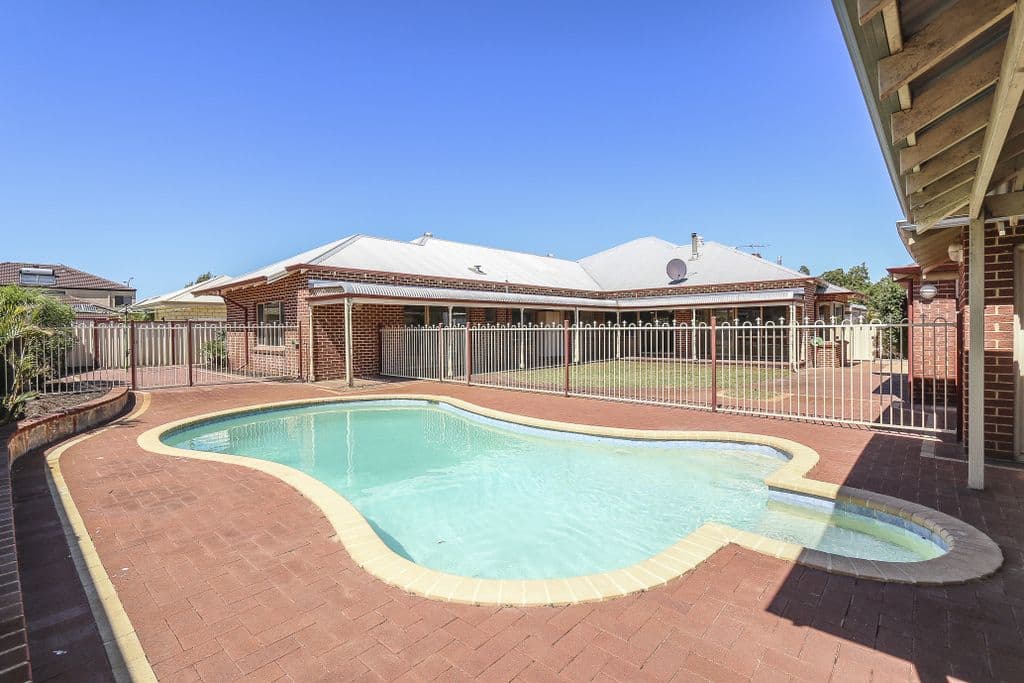 10 Denver Avenue, Madeley WA 6065, Madeley - Image 1