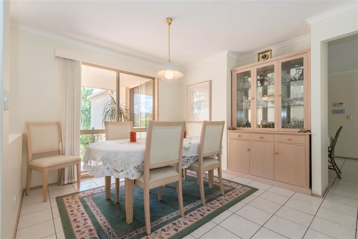 20 Westlake Court, HELENSVALE QLD 4212, Helensvale - Thumbnail 5