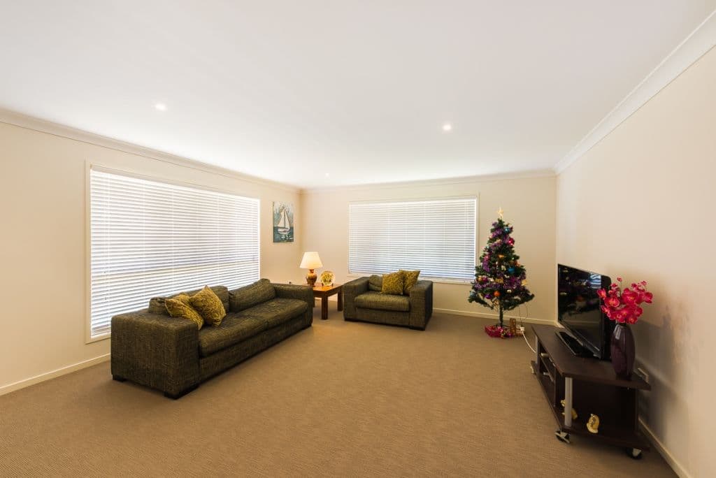 8 Schneider Court, MIDDLE RIDGE QLD 4350, Middle Ridge - Thumbnail 2