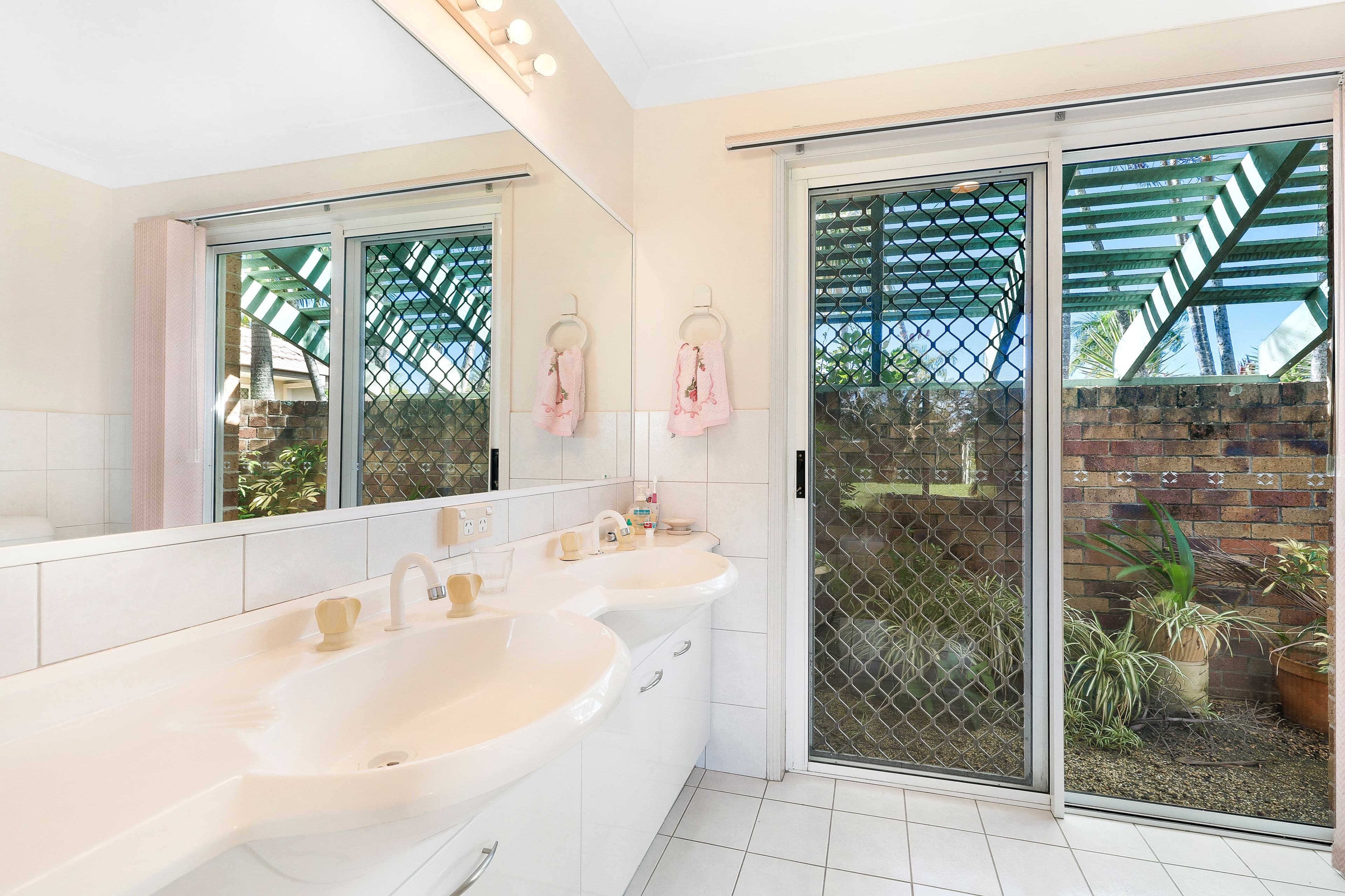 21 Arlene Park Terrace, Helensvale QLD 4212, Helensvale - Thumbnail 5