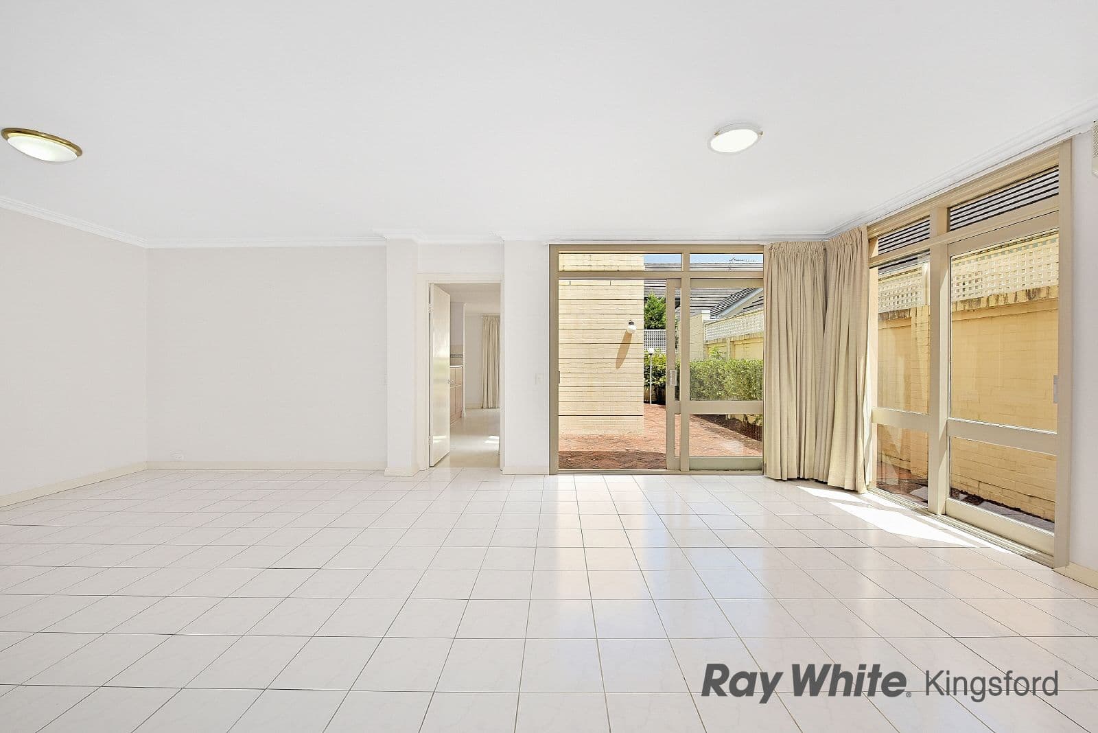 11 Brompton Road, Kensington - Thumbnail 4