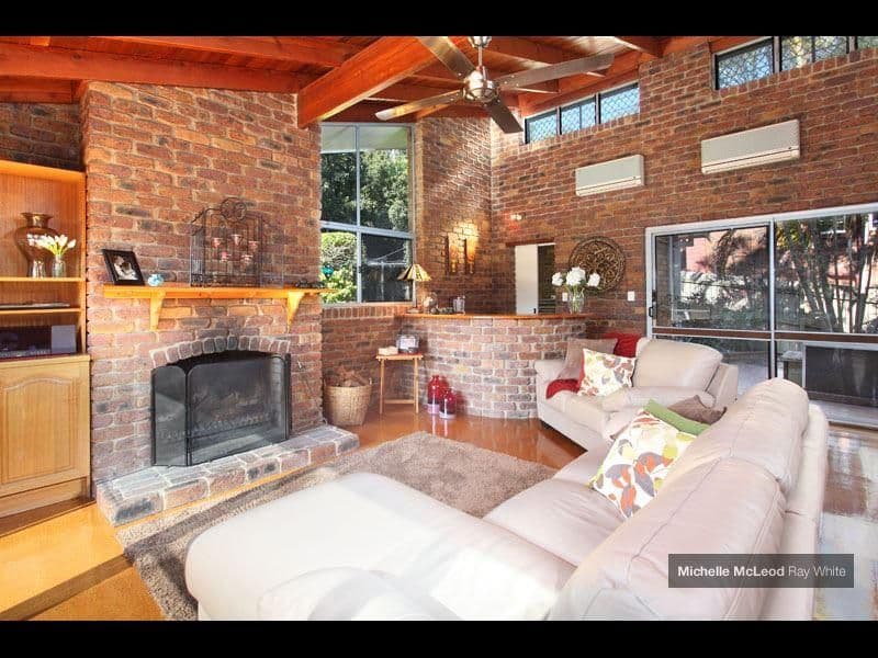 44 Goolman Street, CHAPEL HILL QLD 4069, Chapel Hill - Thumbnail 2
