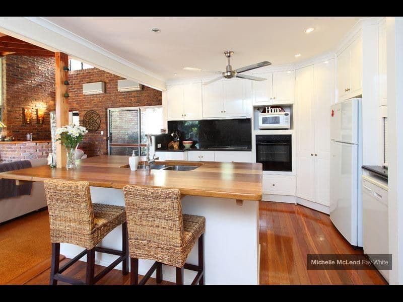 44 Goolman Street, CHAPEL HILL QLD 4069, Chapel Hill - Thumbnail 4