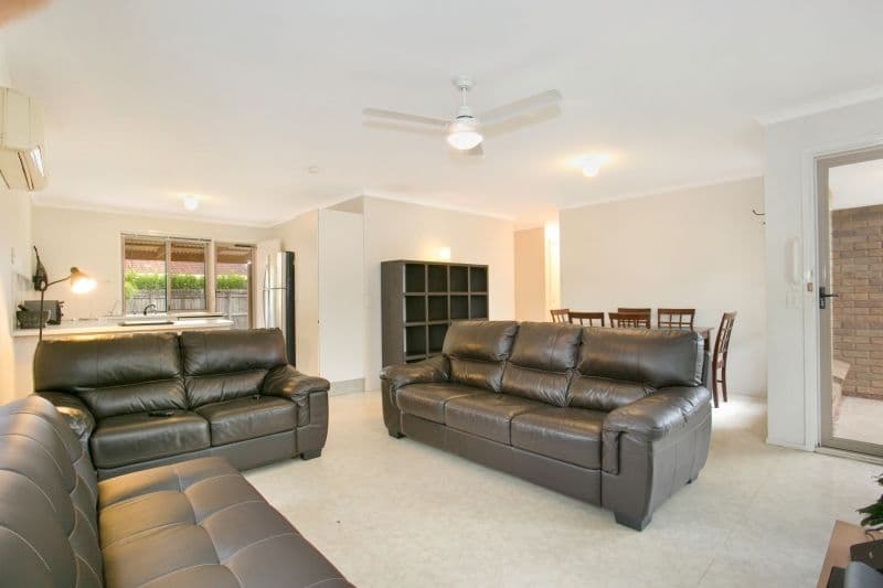 4 Gladful Court, Varsity Lakes QLD 4227, Varsity Lakes - Thumbnail 2