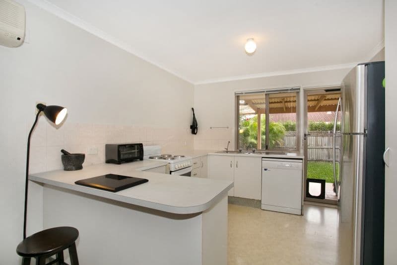 4 Gladful Court, Varsity Lakes QLD 4227, Varsity Lakes - Thumbnail 3