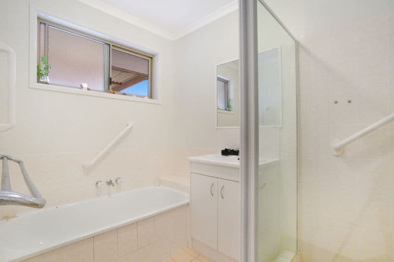 4 Gladful Court, Varsity Lakes QLD 4227, Varsity Lakes - Thumbnail 5