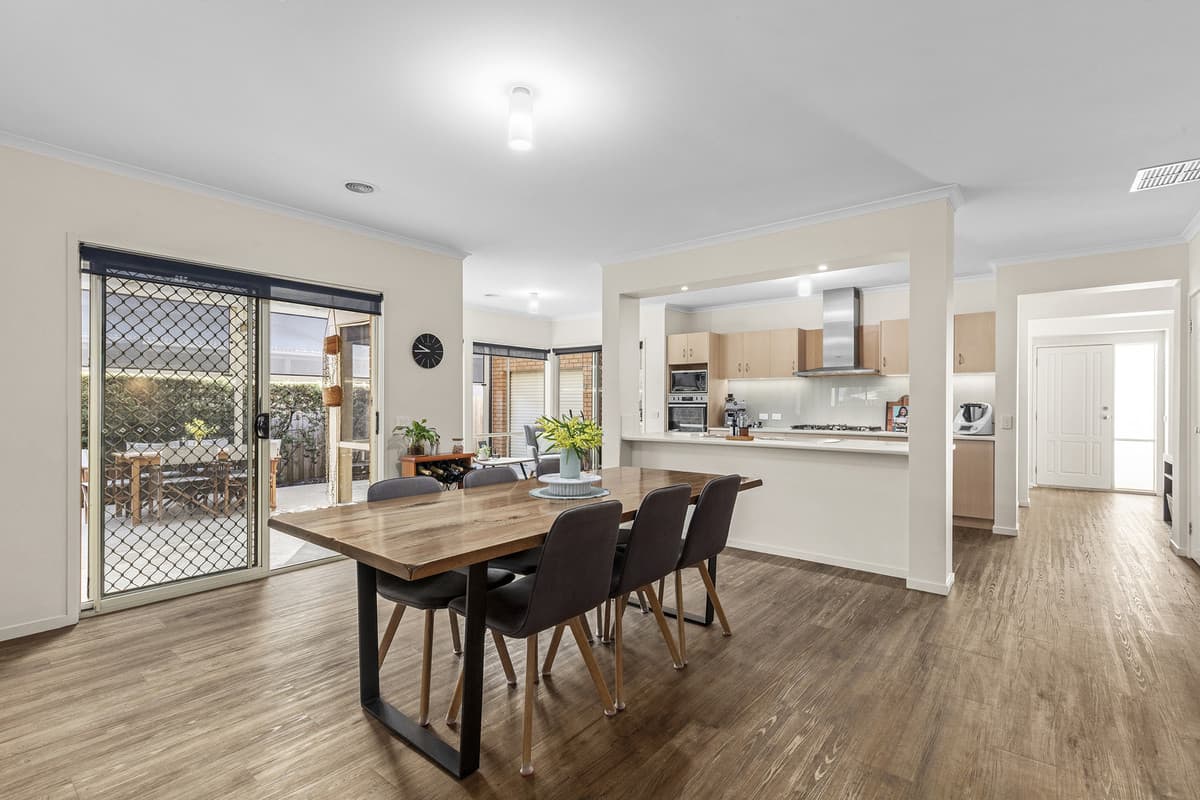 18 Ernstine Way, Drysdale VIC 3222, Drysdale - Thumbnail 4