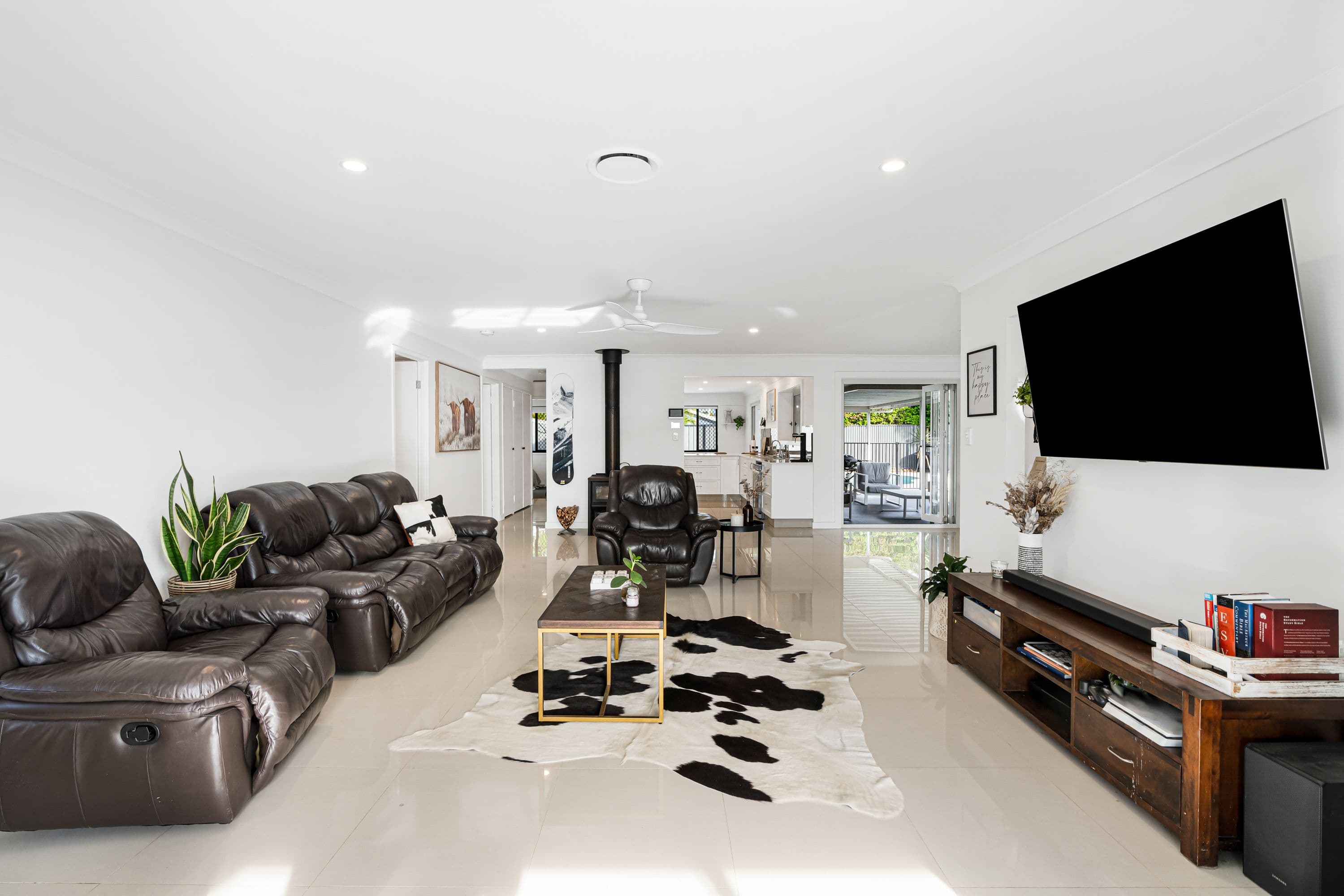 153 Mallawa Drive, Palm Beach QLD 4221, Palm Beach - Thumbnail 3
