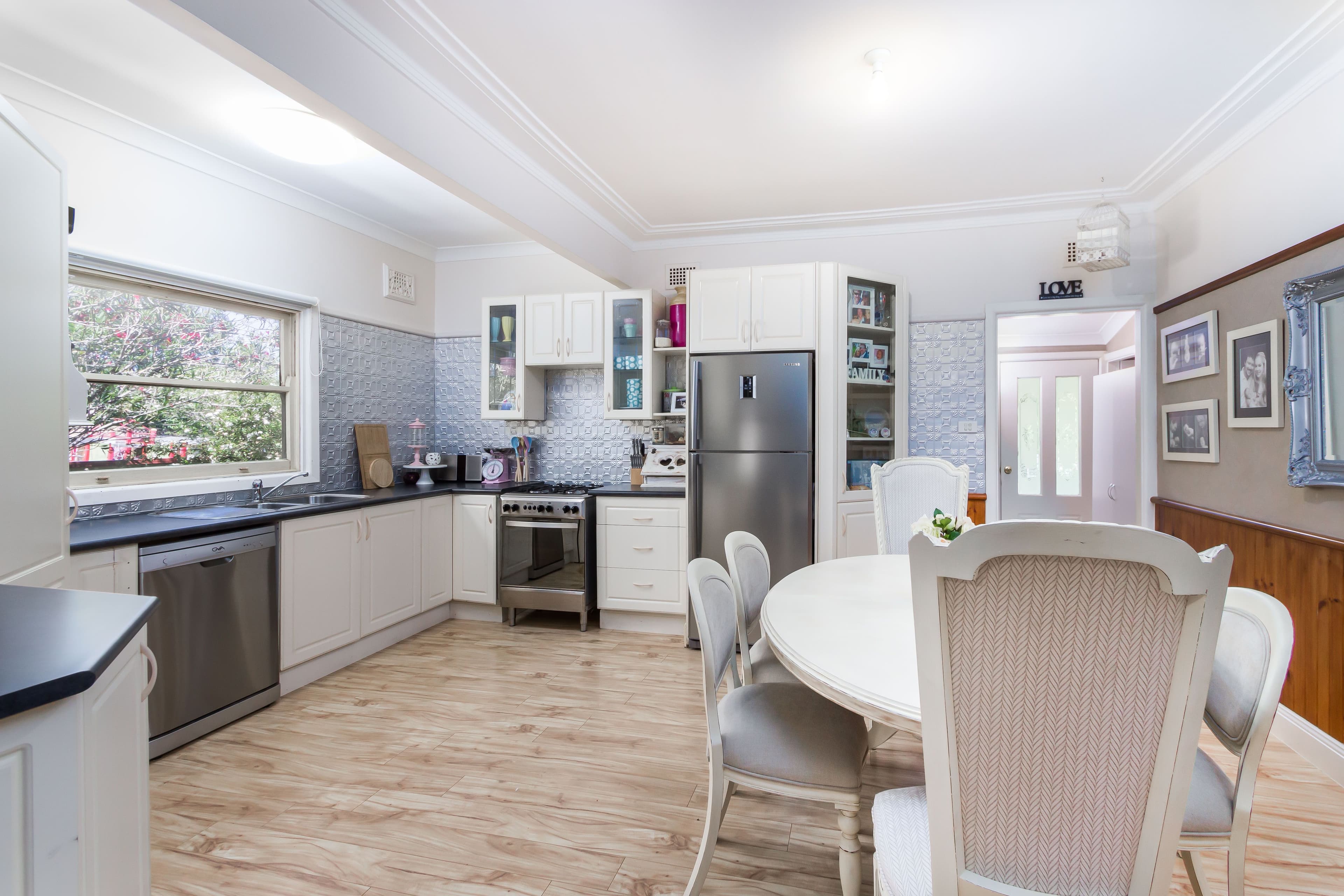 45 Grand Parade, Glossodia - Thumbnail 4
