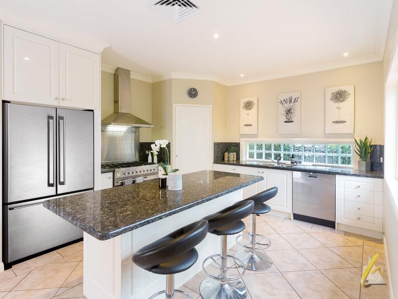 19 Mcconnell Crescent, Brookfield - Thumbnail 5
