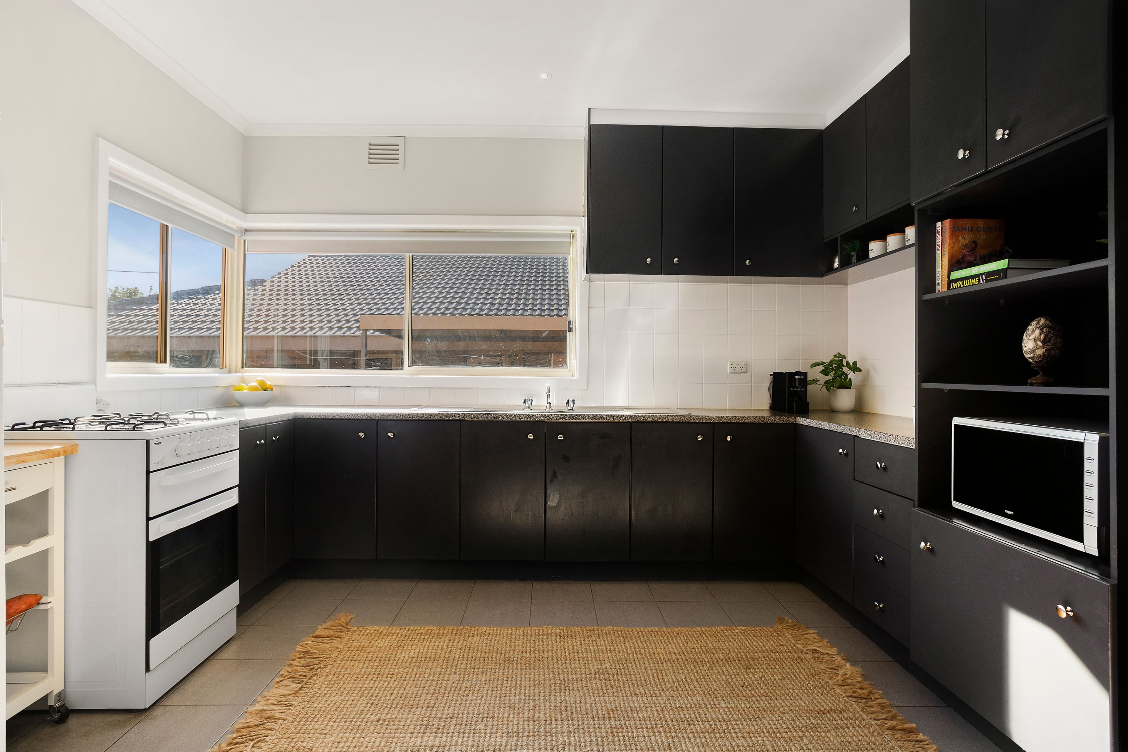 27 Winston Street, Lalor VIC 3075, Lalor - Thumbnail 2