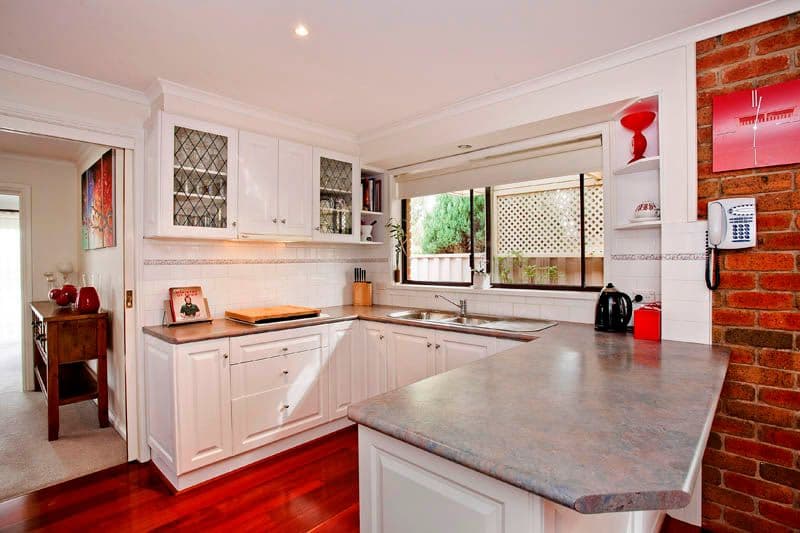 16 Glendye Court, CORIO VIC 3214, Corio - Thumbnail 3