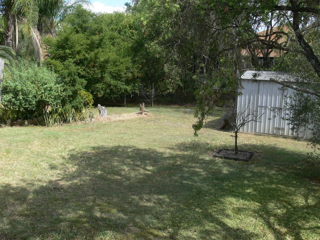 8 Barbour Street, ESK QLD 4312, Esk - Thumbnail 3