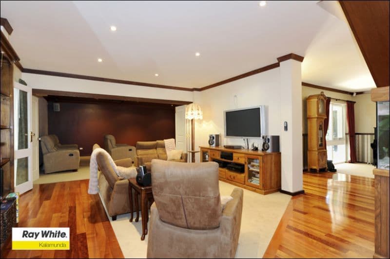 62 Chislehurst Road, LESMURDIE WA 6076, Lesmurdie - Thumbnail 6