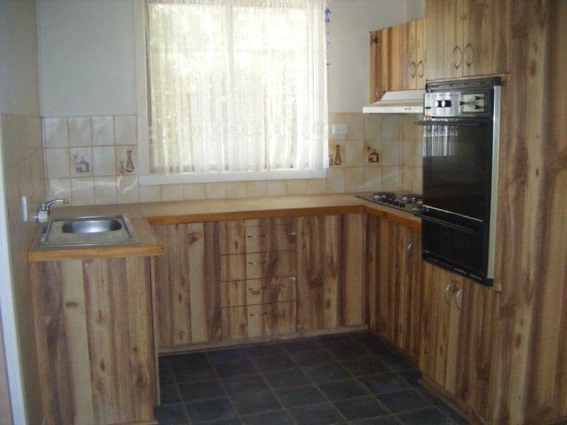 2 Dundas Avenue, Broken Hill NSW 2880, Broken Hill - Thumbnail 2