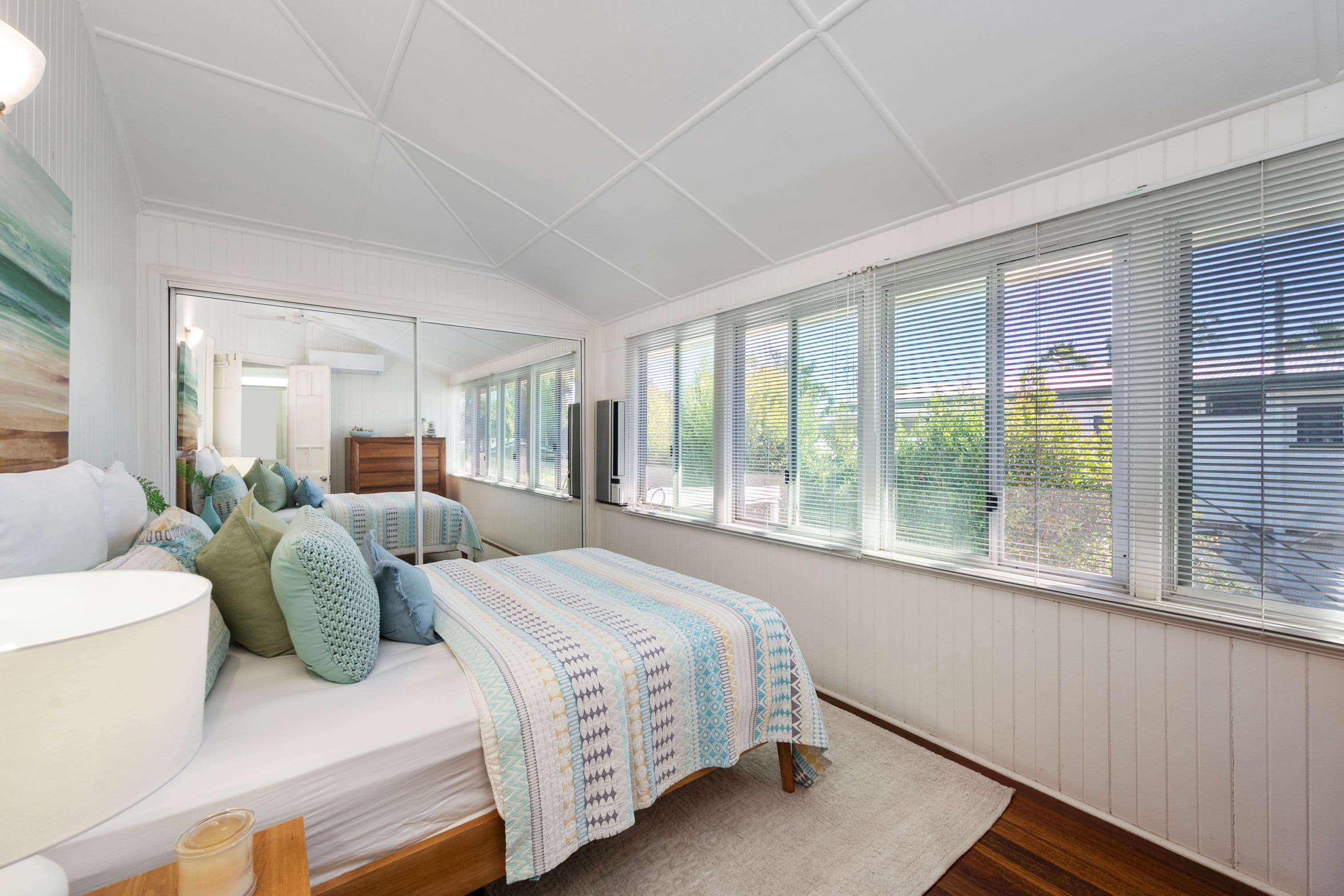 15 Watson Street, Rosslea QLD 4812, Rosslea - Thumbnail 4