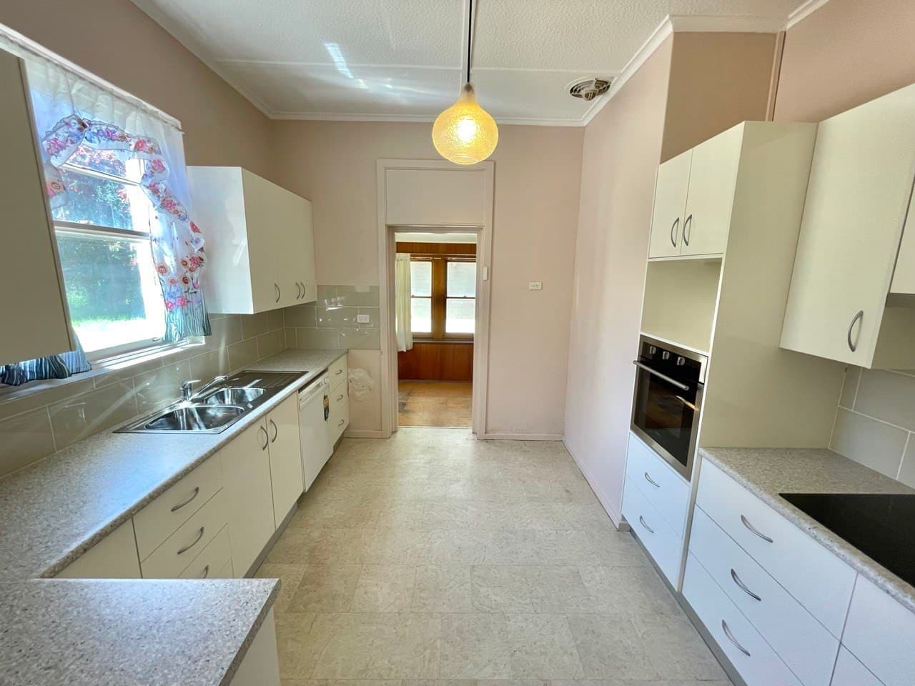 4 Forster Street, Parkes NSW 2870, Parkes - Thumbnail 2