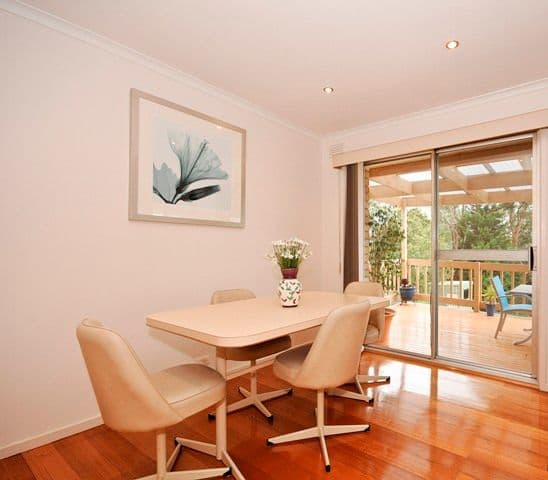 6 SPRINGSONG PASS, CHIRNSIDE PARK VIC 3116, Chirnside Park - Thumbnail 5