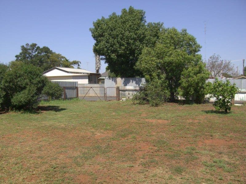 92 Molong Street, CONDOBOLIN NSW 2877, Condobolin - Thumbnail 5