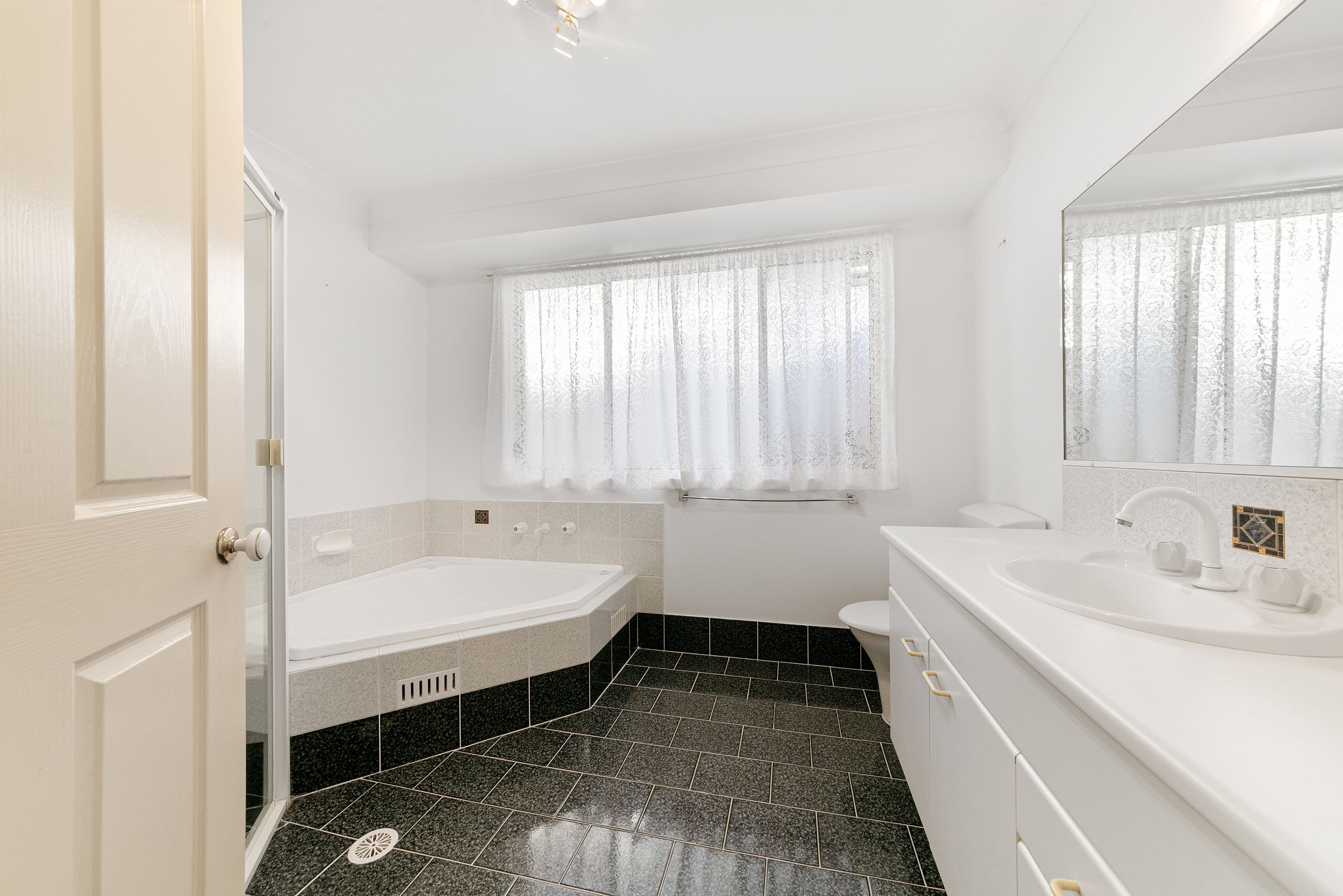 15 Chester Close, Kanwal NSW 2259, Kanwal - Thumbnail 8