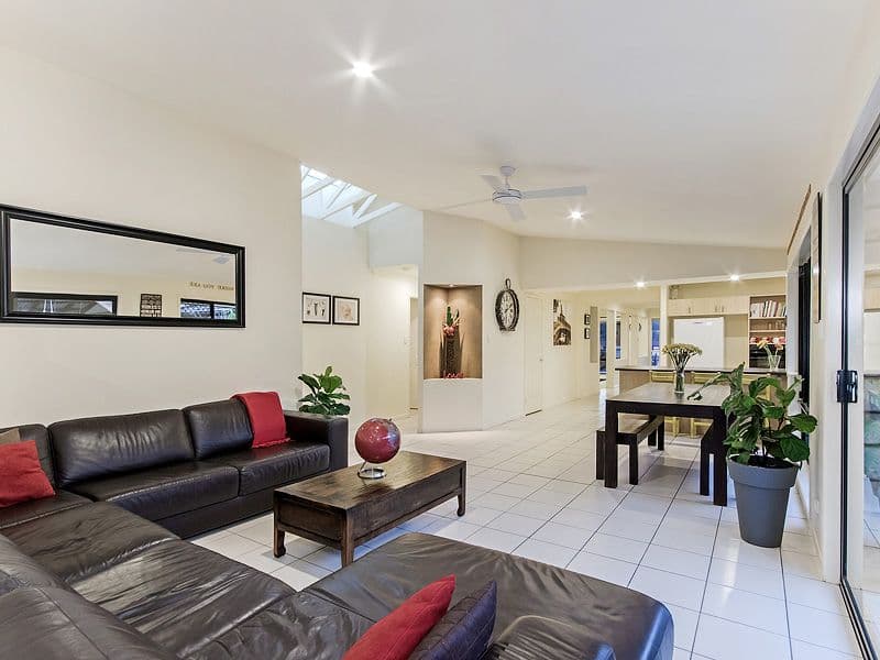 22 Danielle Street, Oxenford QLD 4210, Oxenford - Thumbnail 7
