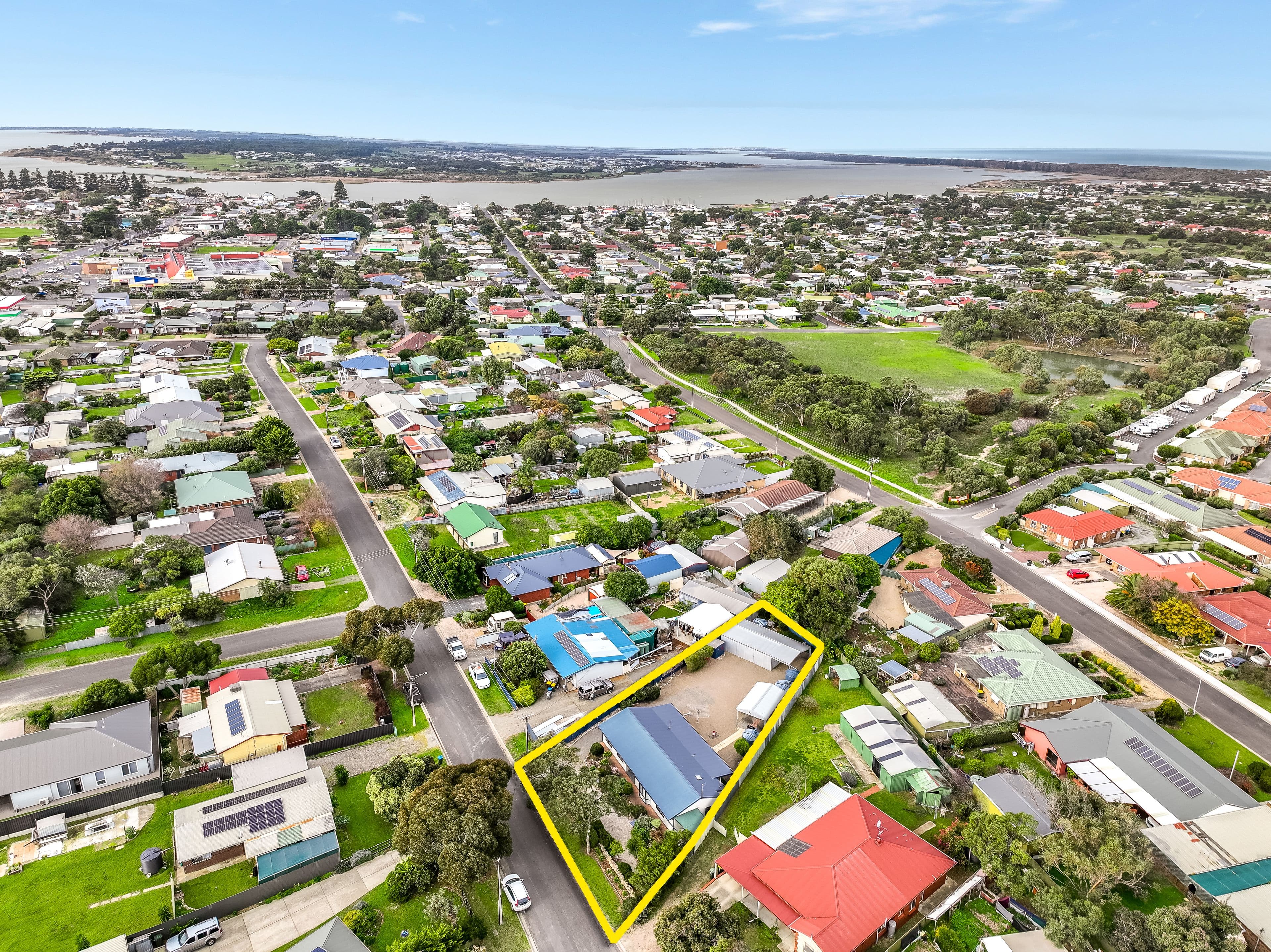 21 Deykin Street, Goolwa Beach SA 5214, Goolwa Beach - Thumbnail 4