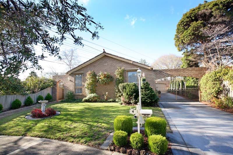 4   Thomas Court, GLEN WAVERLEY VIC 3150, Glen Waverley - Image 1