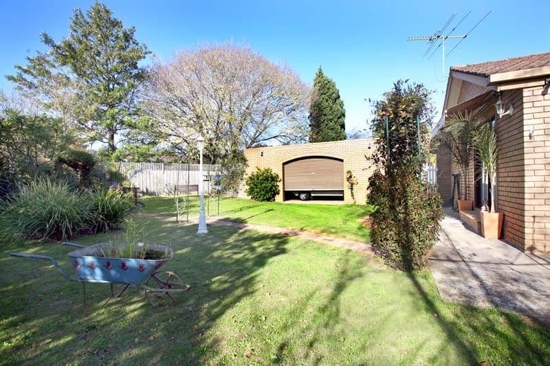 4   Thomas Court, GLEN WAVERLEY VIC 3150, Glen Waverley - Thumbnail 5