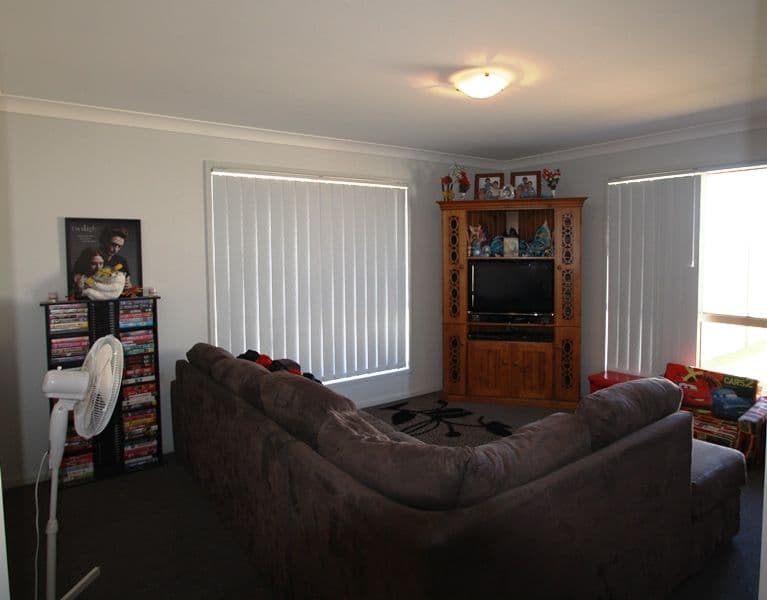 34 Baguley Street, WARWICK QLD 4370, Warwick - Thumbnail 2