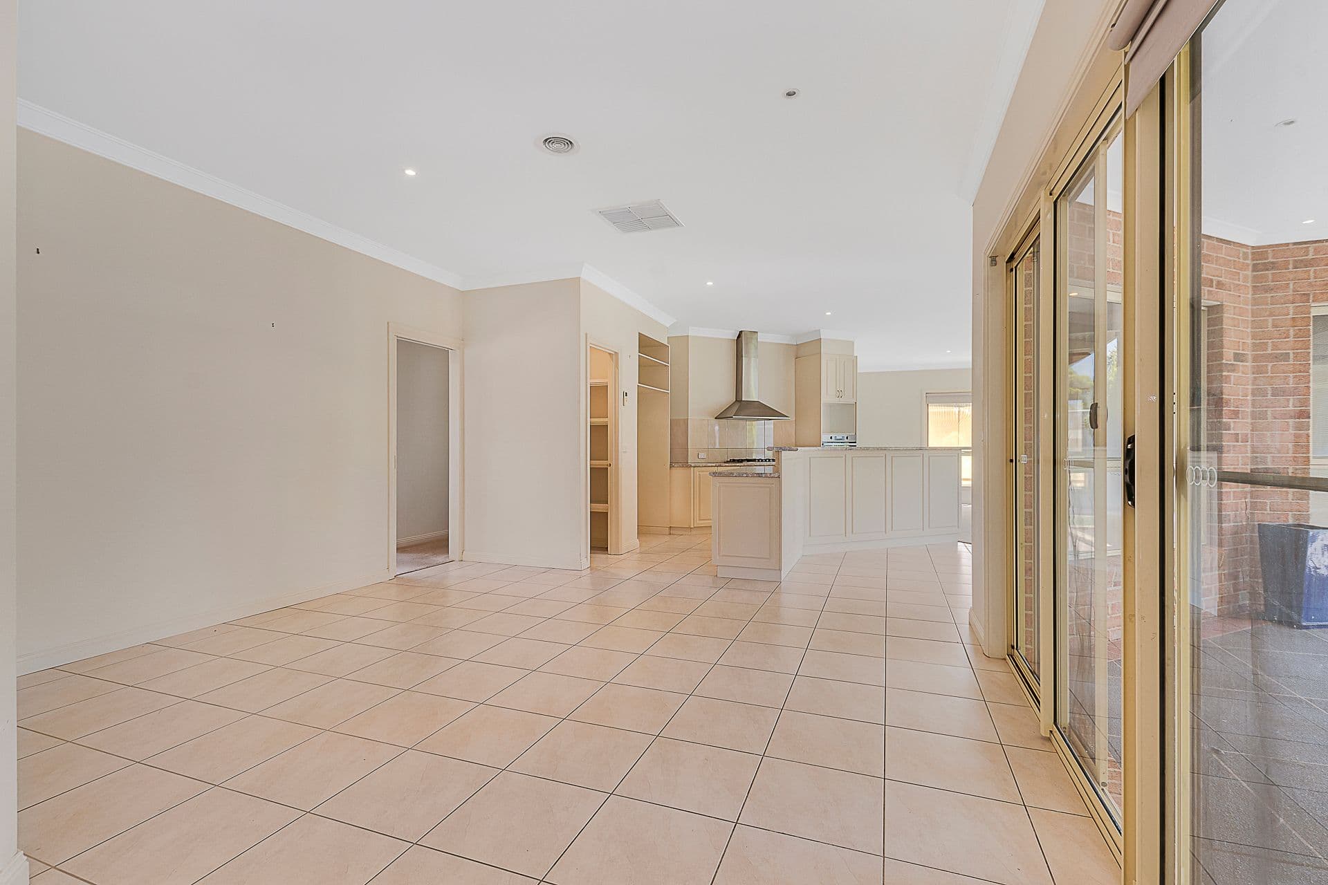 11 Kingfisher Drive West, Moama NSW 2731, Moama - Thumbnail 6