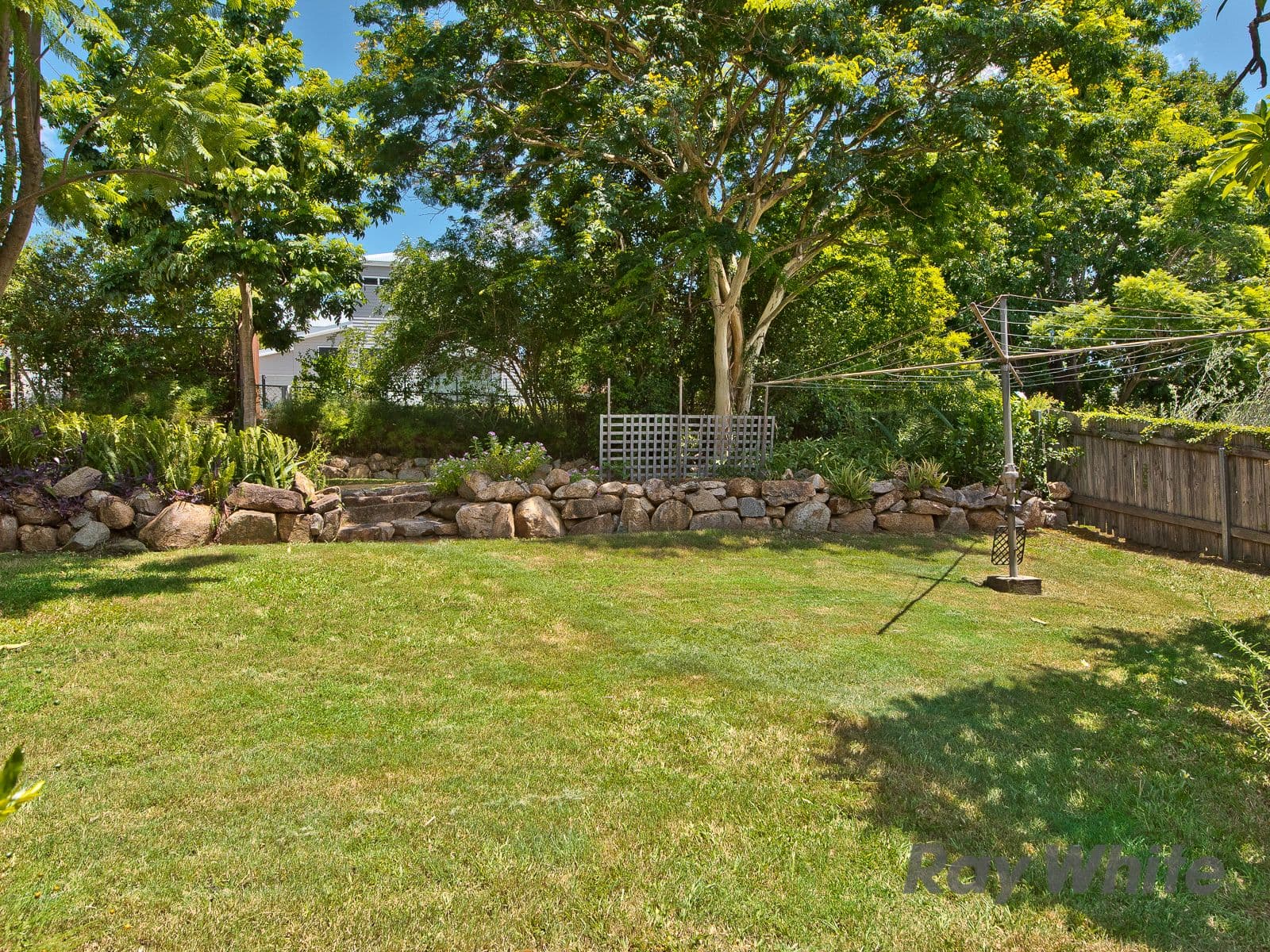 40 Daisy Street, Grange QLD 4051, Grange - Thumbnail 2