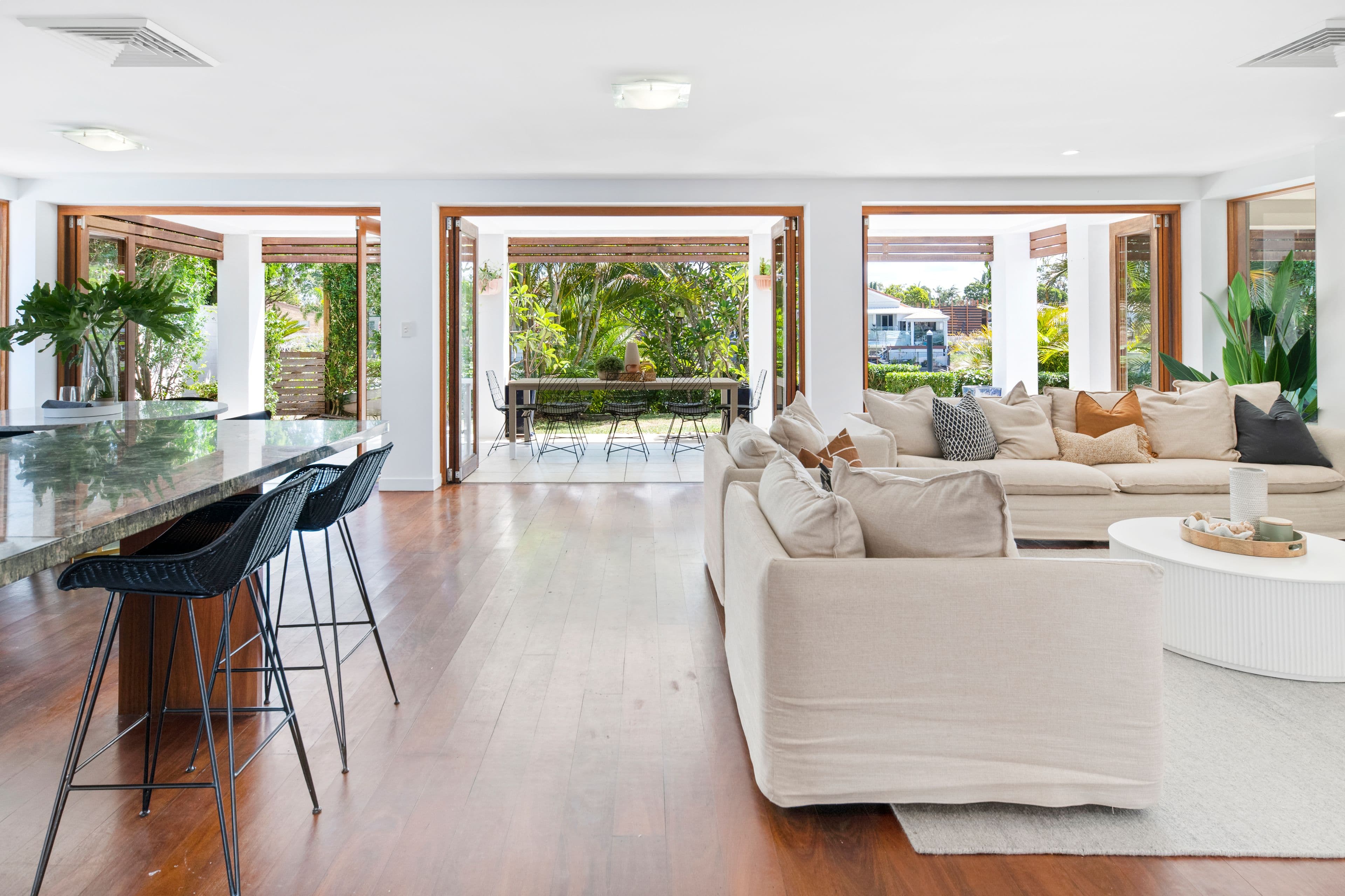 56 Gibraltar Drive, Isle Of Capri QLD 4217, Isle Of Capri - Thumbnail 6
