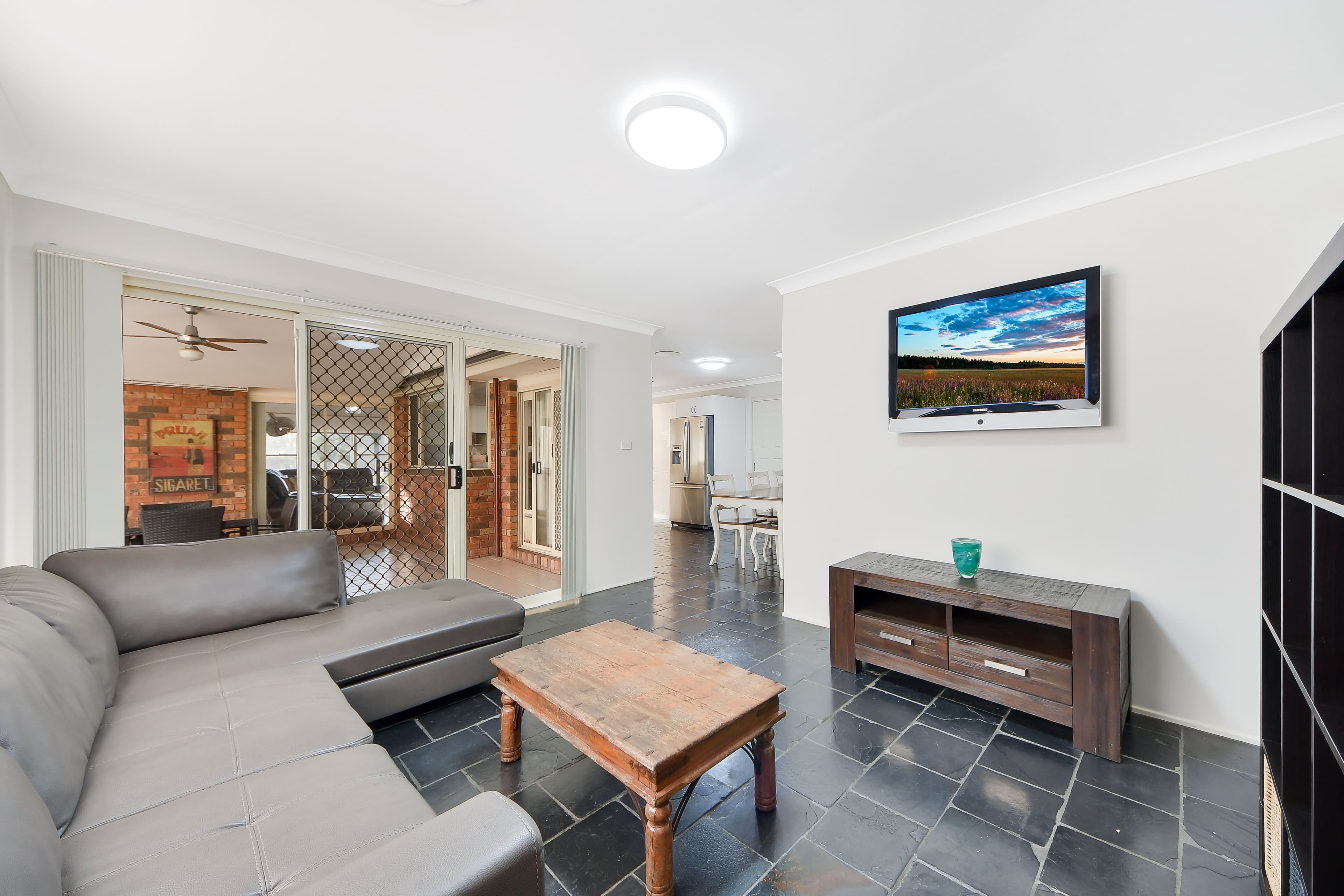21 Alligator Place, Kearns - Thumbnail 5