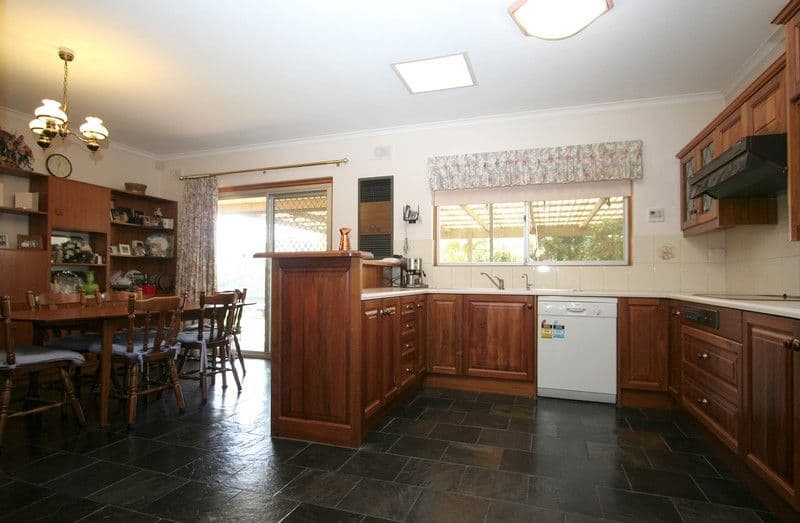 16 Dennis Drive, WEST BEACH SA 5024, West Beach - Thumbnail 2