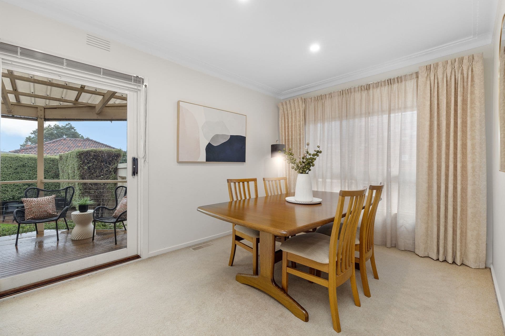15 Palm Beach Crescent, Mount Waverley VIC 3149, Mount Waverley - Thumbnail 3