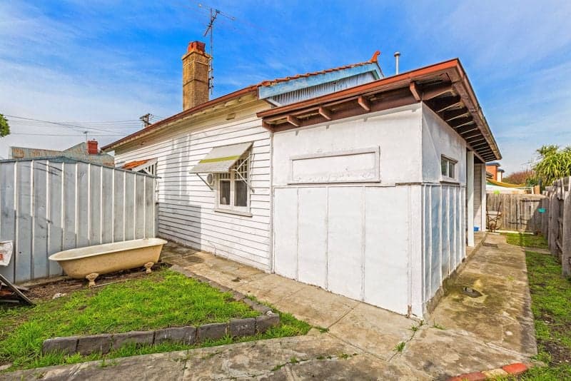 42 Swan Street, Footscray - Image 1